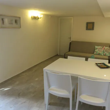 Suncano Apartament